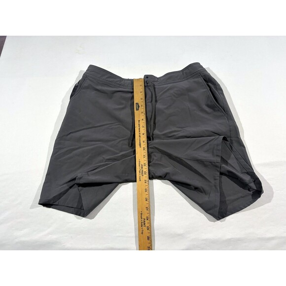 Ten Thousand Mens Gray Foundation Shorts 9" Athletic Lightweight Gym Run Sz XL - Picture 4 of 9